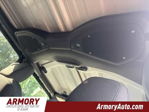 New 2025 Jeep Gladiator Sport image 27