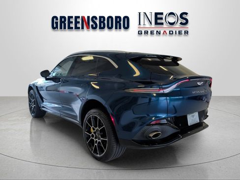Used 2021 Aston Martin DBX AWD/4WD image 3