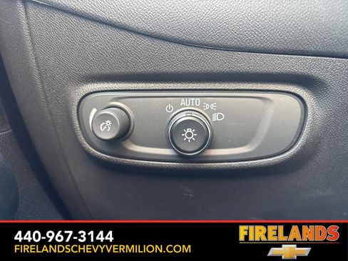 Used 2023 Chevrolet Equinox LT image 10