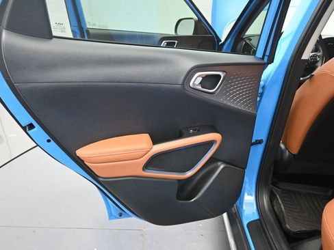 Certified 2025 Kia Soul EX FWD image 15