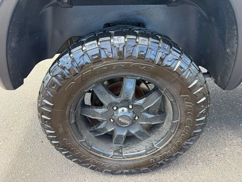 Used 2011 RAM 1500 Classic SLT w/ Protection Group AWD/4WD image 11