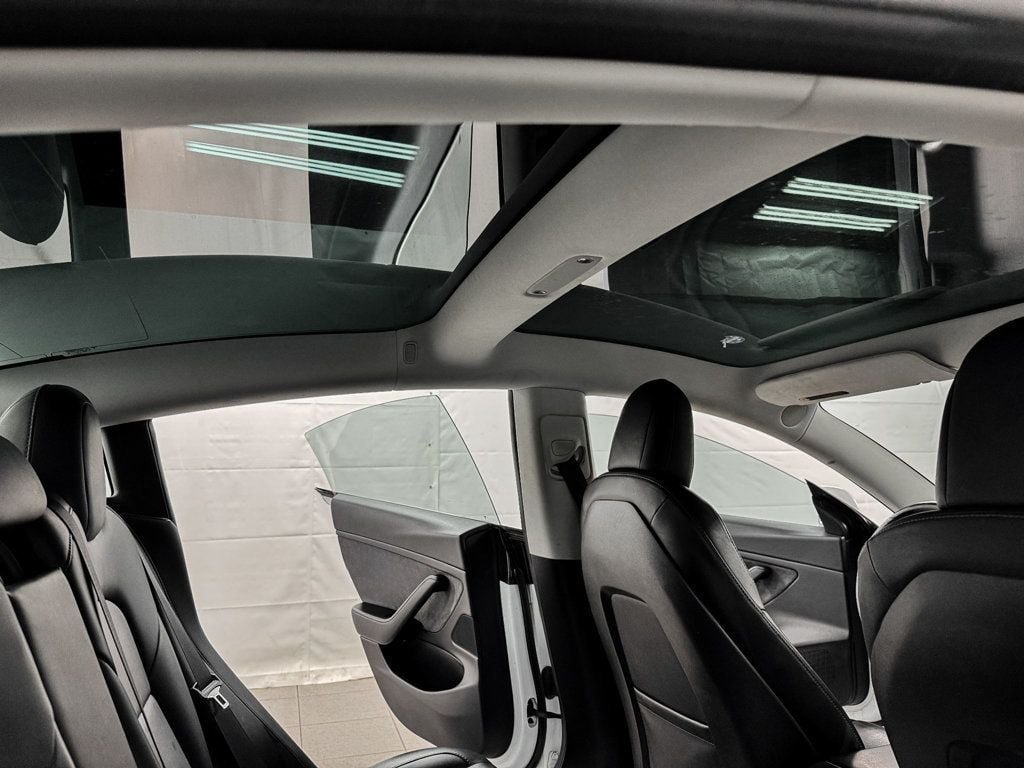 Used 2018 Tesla Model 3 Long Range AWD/4WD image 12