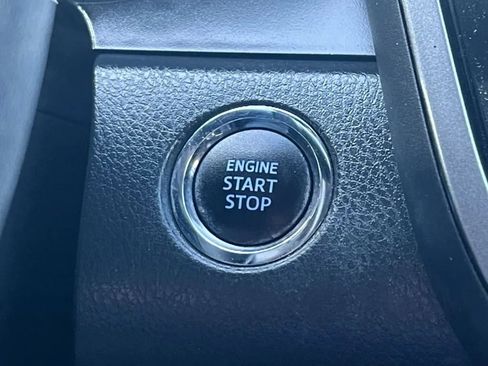 Used 2020 Toyota Camry XSE FWD image 43