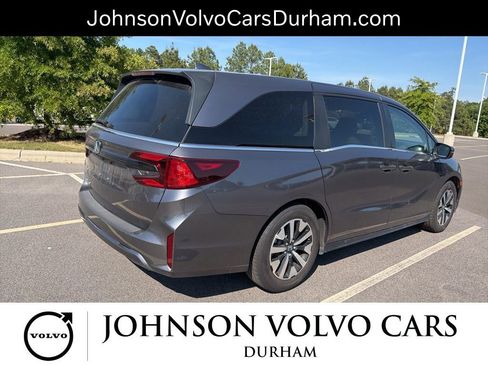Used 2025 Honda Odyssey EX-L image 12