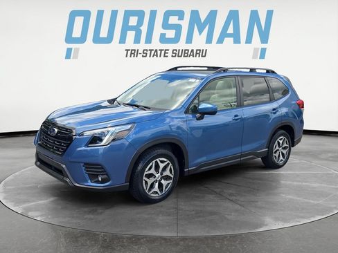 Certified 2024 Subaru Forester Premium AWD/4WD image 2