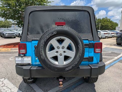 Used 2017 Jeep Wrangler Unlimited Sport w/ Quick Order Package 24S AWD/4WD image 5