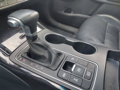 Used 2020 Kia Sorento EX AWD/4WD image 26
