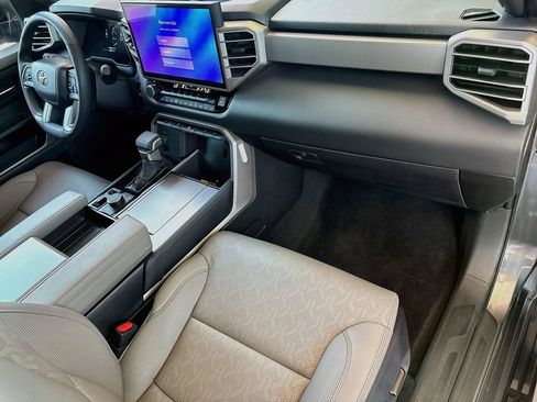 Certified 2025 Toyota Sequoia Limited AWD/4WD image 17