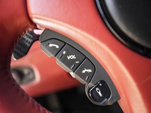 Used 2014 Aston Martin Vanquish Volante RWD image 43