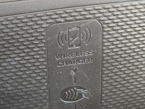Used 2025 RAM 1500 Limited AWD/4WD image 18