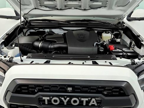 Used 2023 Toyota Tacoma TRD Pro AWD/4WD image 15