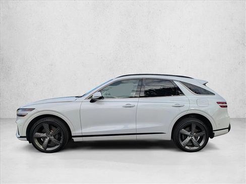 Used 2024 Genesis GV70 3.5T Sport w/ Sport Prestige Package image 8