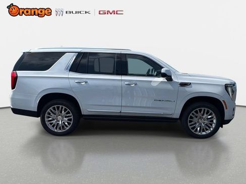 New 2026 GMC Yukon Denali w/ Denali Reserve Package AWD/4WD image 2