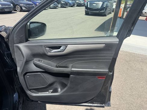 Used 2022 Ford Escape SEL w/ Technology Package AWD/4WD image 17