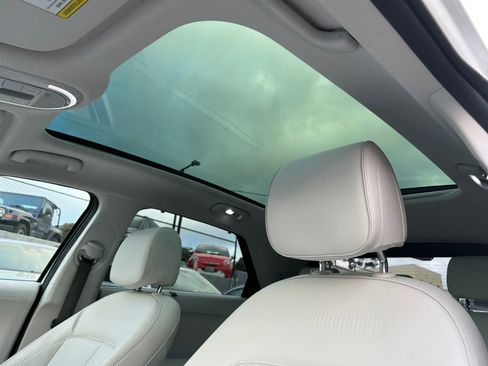 Used 2024 Hyundai Ioniq 5 Limited image 15