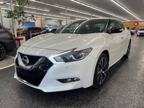 Used 2017 Nissan Maxima 3.5 SV FWD image 2