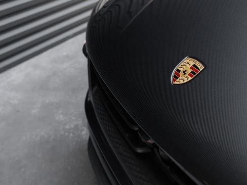 Certified 2023 Porsche Macan S AWD/4WD image 40