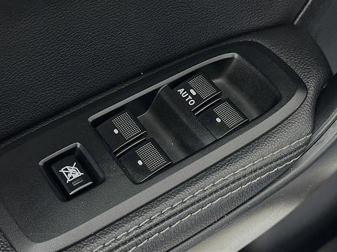 Used 2022 Ford Ranger Lariat w/ Equipment Group 501A High image 19