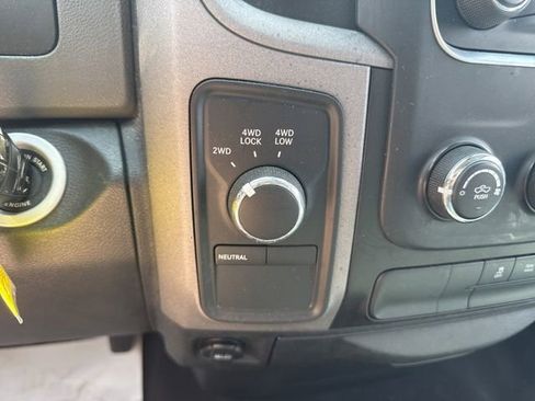 Used 2014 RAM 1500 Express AWD/4WD image 18