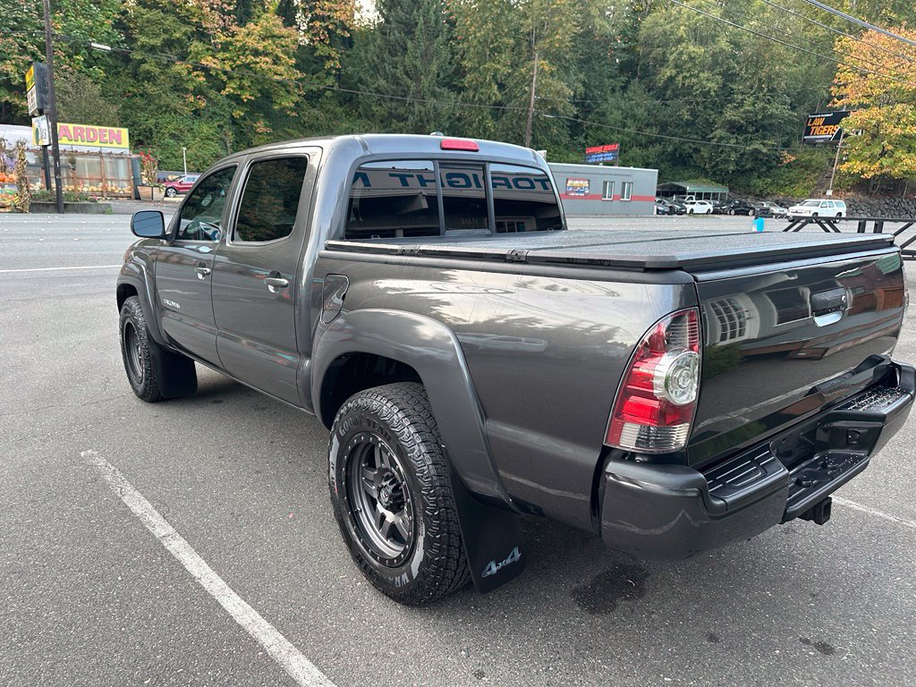 Used 2011 Toyota Tacoma 4x4 Double Cab w/ TRD Sport Pkg w/JBL Audio image 7
