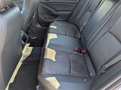 Used 2022 Honda Accord Sport image 11