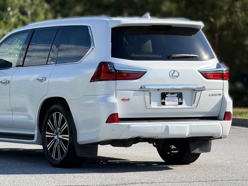 Used 2018 Lexus LX 570 4WD w/ Luxury Package image 49