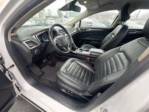 Used 2018 Ford Fusion SE w/ Equipment Group 602A image 11