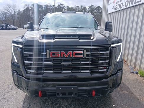 Used 2024 GMC Sierra 2500 AT4 w/ AT4 Premium Plus Package image 13