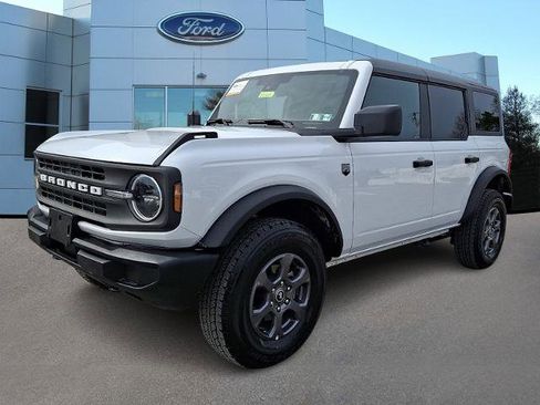 Certified 2025 Ford Bronco Big Bend image 3