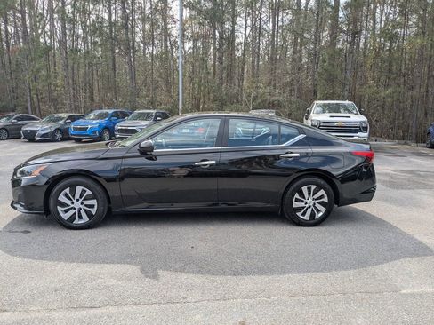 Used 2023 Nissan Altima 2.5 SV image 7