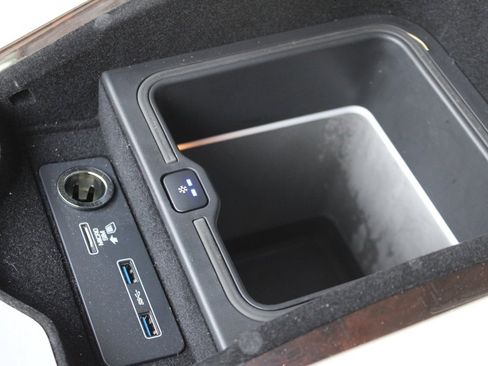 Used 2021 Land Rover Range Rover Westminster Edition image 31