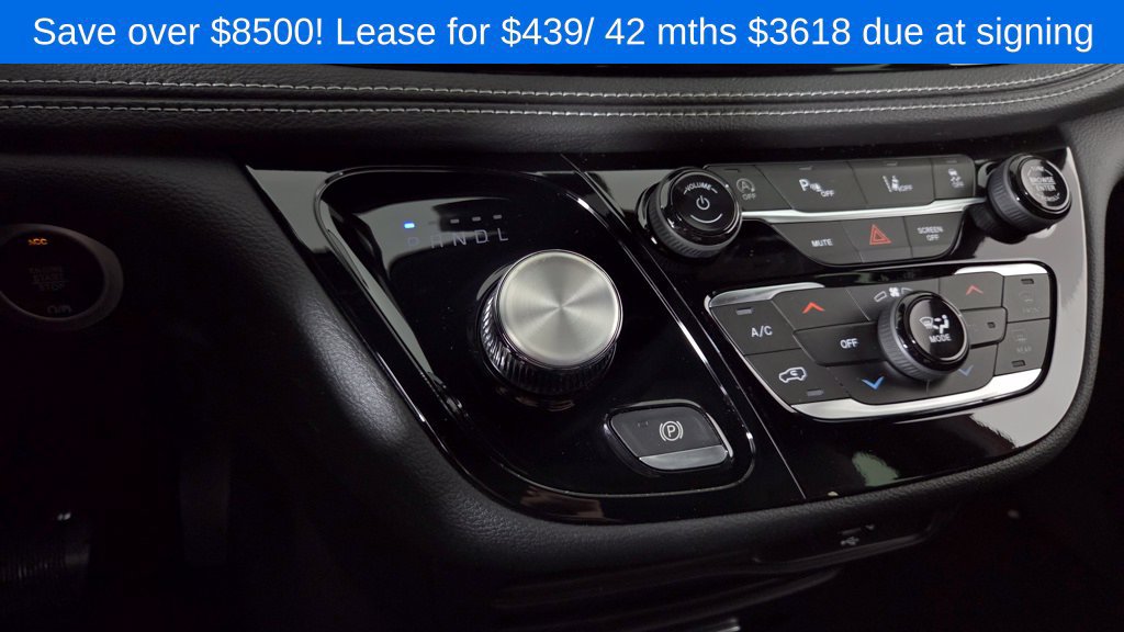 New 2026 Chrysler Pacifica Select w/ S Appearance Package FWD image 22