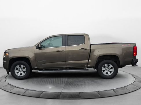 Used 2017 Chevrolet Colorado W/T w/ WT Convenience Package AWD/4WD image 2