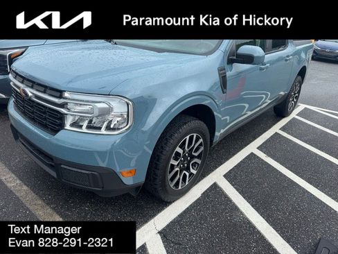 Used 2023 Ford Maverick Lariat FWD image 2
