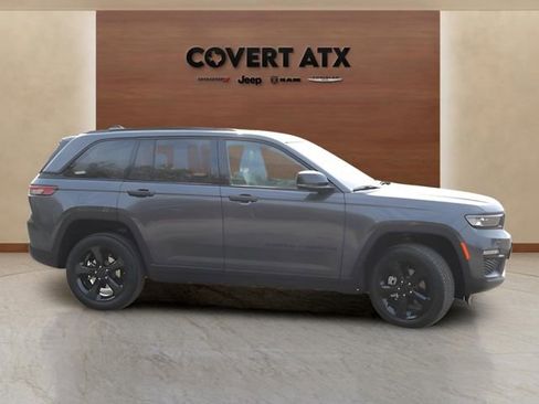 New 2025 Jeep Grand Cherokee Limited w/ Black Appearance Package image 6