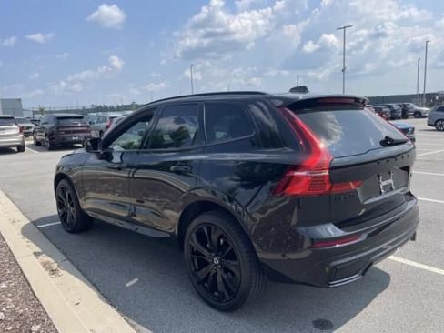 Used 2025 Volvo XC60 B5 Ultra AWD/4WD image 4