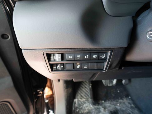 New 2026 Toyota Tundra Platinum image 11