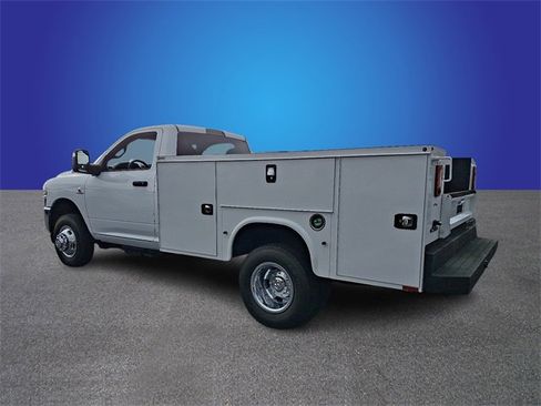 New 2023 RAM 3500 Tradesman image 4