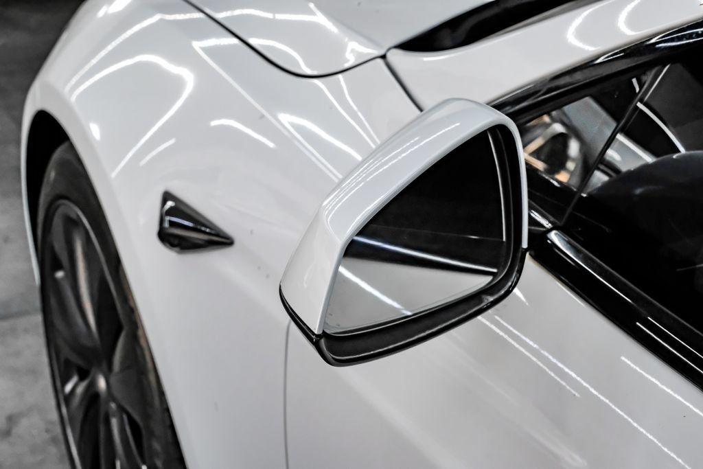 Used 2022 Tesla Model S AWD/4WD image 53