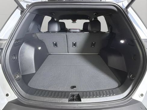 Used 2026 Chevrolet Equinox RS FWD image 29