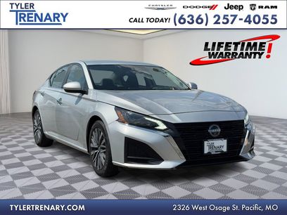 Used 2023 Nissan Altima 2.5 SV