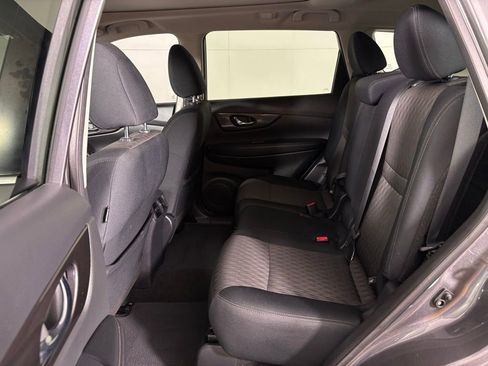 Used 2018 Nissan Rogue SV w/ Sun & Sound Touring Package FWD image 42