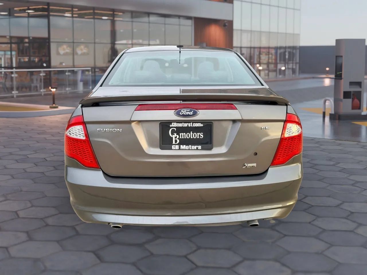 Used 2010 Ford Fusion SE FWD image 5