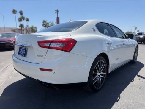 Used 2017 Maserati Ghibli RWD image 3