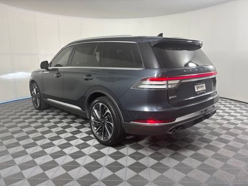 Used 2023 Lincoln Aviator Reserve w/ Equipment Group 201A AWD/4WD image 8