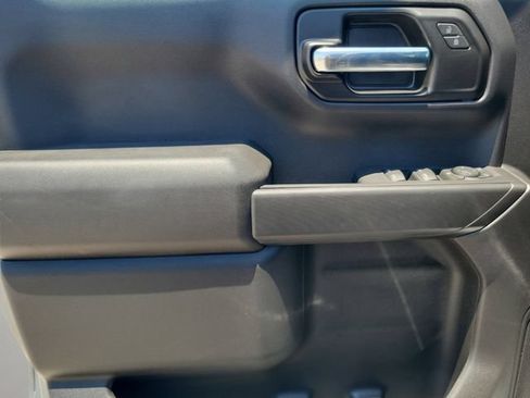 Used 2025 Chevrolet Silverado 1500 Custom RWD image 17
