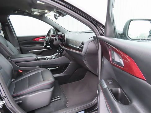 Used 2024 Chevrolet Traverse Z71 w/ Enhanced Driving Package image 22