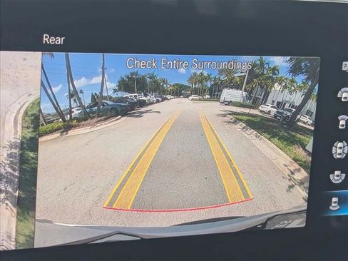 Used 2022 Mercedes-Benz GLC 300 image 13