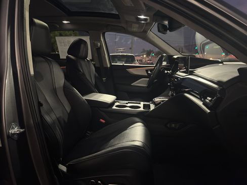 Certified 2025 Acura MDX w/Technology Package image 17