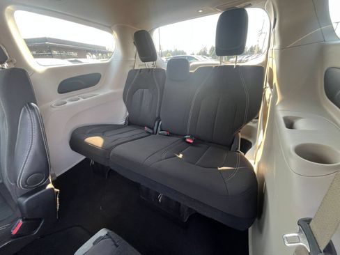 Used 2024 Chrysler Voyager LX FWD image 26